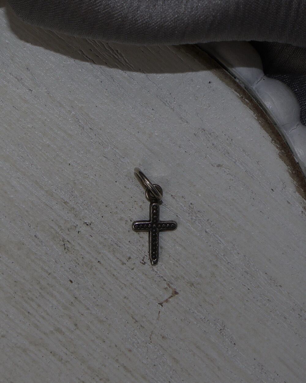 Sterling Silver Small Cross Charm 0.2G / 0.6in